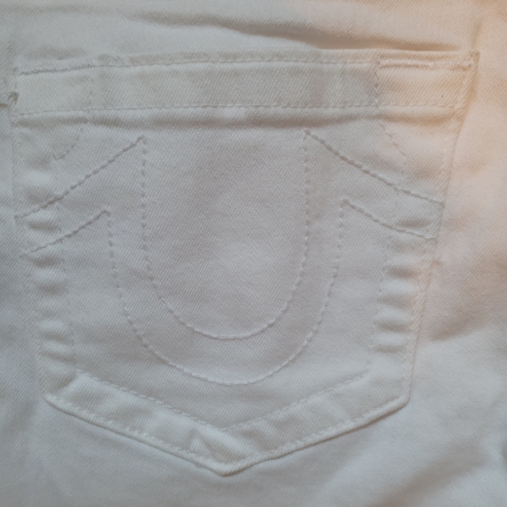 True Religion Riley Shorts - Picture 12 of 13